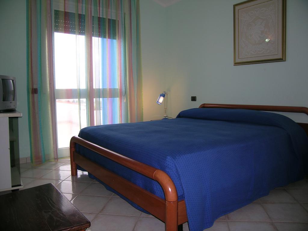 Villa Acquamarina Calasetta Quarto foto